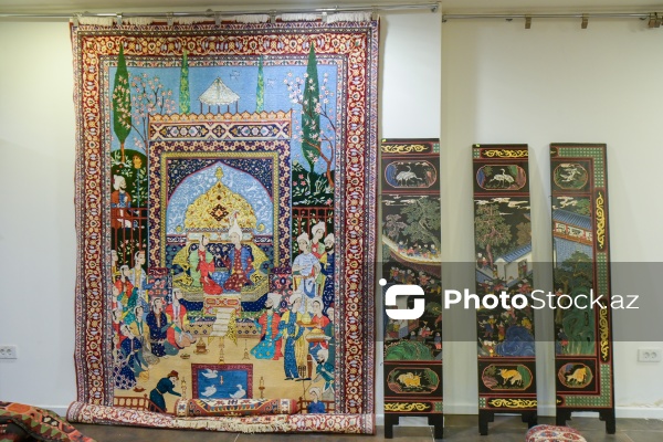 Əsrlərin izini daşıyan əntiq əşyalar