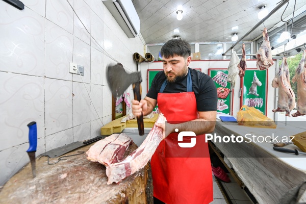 Neapol dairəsi yaxınlığında ət satışı ilə məşğul olan qəssabxanalar
