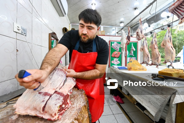 Neapol dairəsi yaxınlığında ət satışı ilə məşğul olan qəssabxanalar