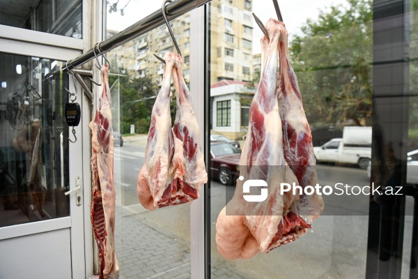 Neapol dairəsi yaxınlığında ət satışı ilə məşğul olan qəssabxanalar