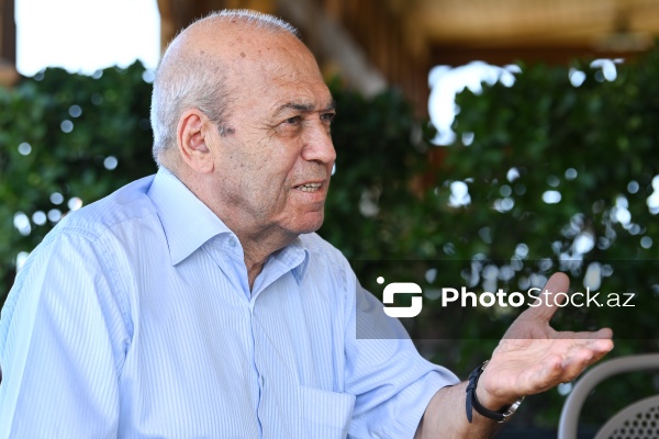 Filologiya elmləri doktoru, professor, dilçi alim Fəxrəddin Veysəlli