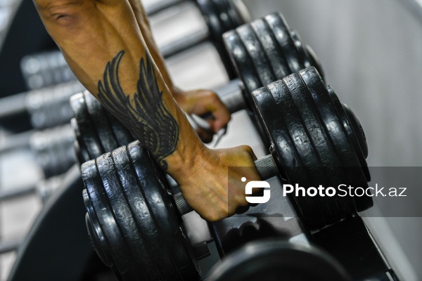 Fitnes modeli və kouç Günay Arazova