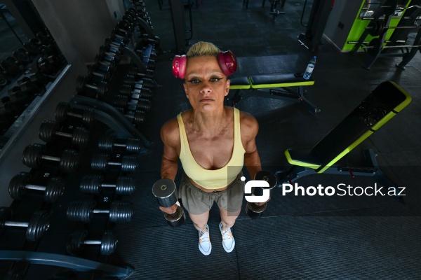 Fitnes modeli və kouç Günay Arazova