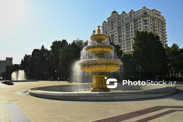 Paytaxt Bakının gözoxşayan fontanları