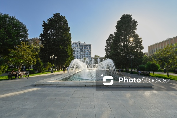 Paytaxt Bakının gözoxşayan fontanları