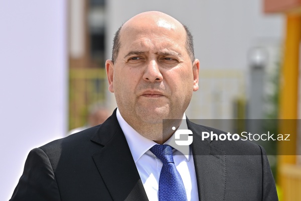 Emin Hüseynov - Füzuli şəhərində aparılmış bərpa işləri ilə bağlı keçirilən təqdimatda