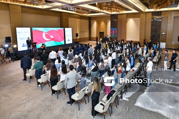 "Gələcəyin mediası: "Əkinçi"nin izi ilə" adlı forum