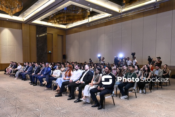 "Gələcəyin mediası: "Əkinçi"nin izi ilə" adlı forum