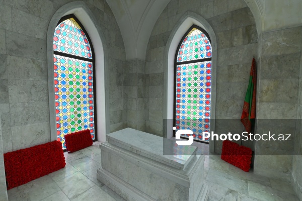 Gəncə şəhərində yerləşən Cavad xan türbəsi