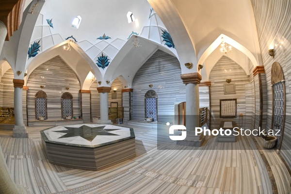 Dörd əsrdən çox yaşı olan Çökək hamam