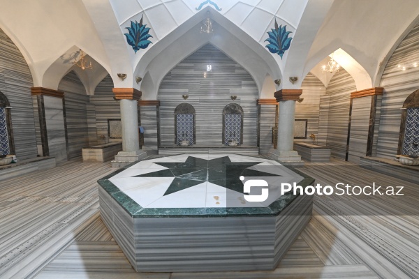 Dörd əsrdən çox yaşı olan Çökək hamam