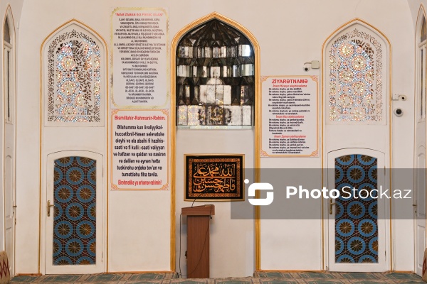 Gəncə şəhərində yerləşən tarixi Cümə məscidi