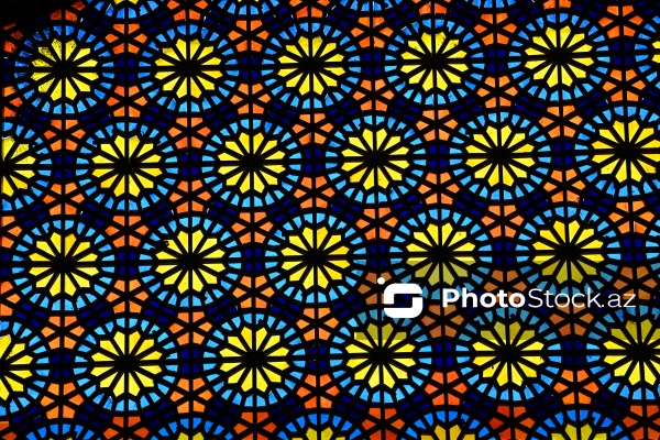 Gəncə şəhərində yerləşən tarixi Cümə məscidi