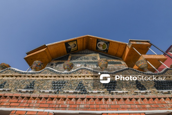 Gəncənin qeyri-adi memarlıq nümunələrindən biri olan "Butulka ev"