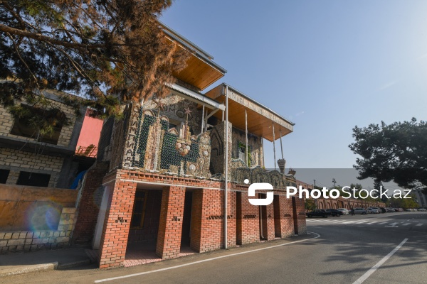 Gəncənin qeyri-adi memarlıq nümunələrindən biri olan "Butulka ev"