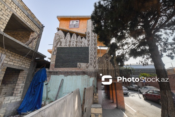 Gəncənin qeyri-adi memarlıq nümunələrindən biri olan "Butulka ev"