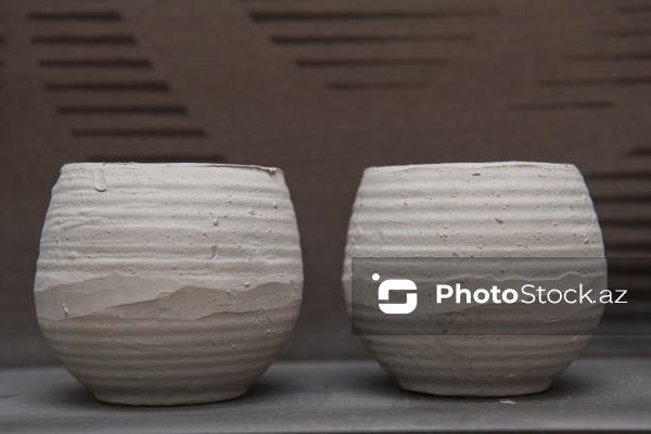 Gildən yaradılan gözəllik - Keramika emalatxanasında iş prosesi