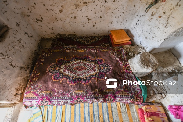 Gilgilçay qəsəbəsində yerləşən XVIII əsrə aid Pir Xəlil türbəsi