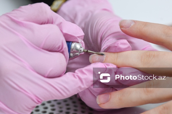 Xanımların xüsusi əhəmiyyət verdiyi gözəllik prosedurları