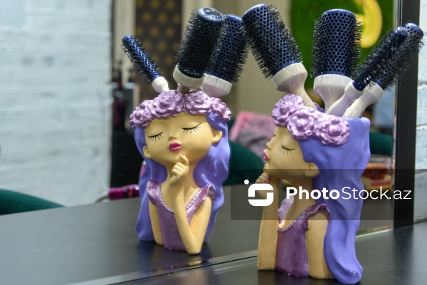 Xanımların xüsusi əhəmiyyət verdiyi gözəllik prosedurları