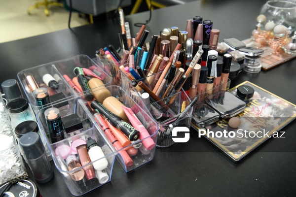 Xanımların xüsusi əhəmiyyət verdiyi gözəllik prosedurları