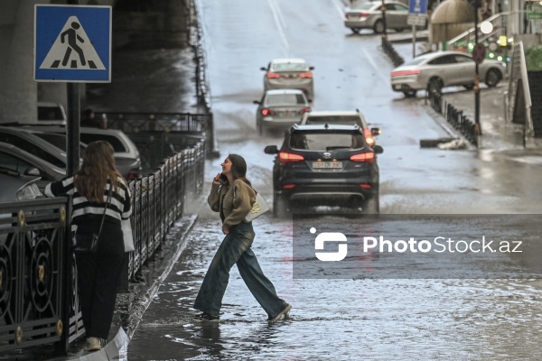Güclü yağışdan sonra Bakı