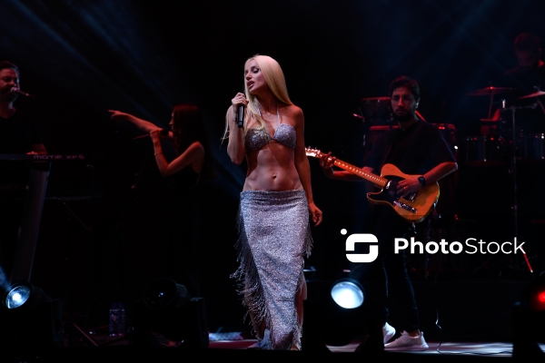 Türkiyənin məşhur pop ifaçısı Gülşənin Bakıdakı konserti