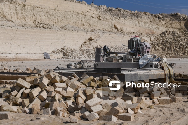 Güzdək ərazisində yerləşən daş karxanası