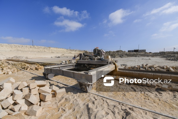 Güzdək ərazisində yerləşən daş karxanası