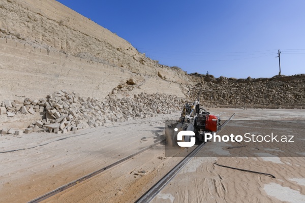 Güzdək ərazisində yerləşən daş karxanası