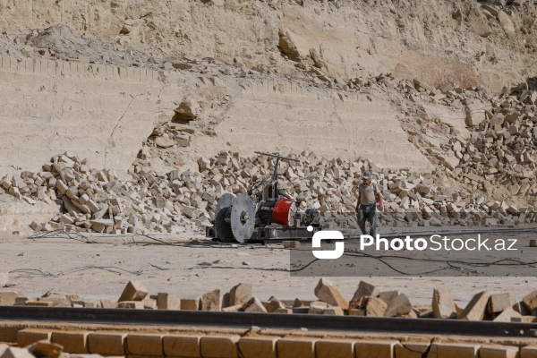 Güzdək ərazisində yerləşən daş karxanası
