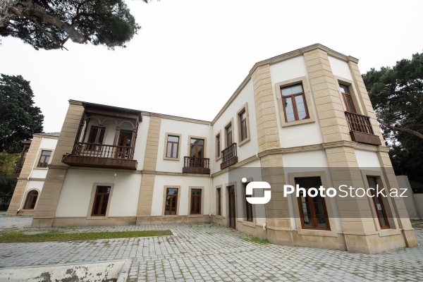 Xeyriyyəçi Hacı Zeynalabdin Tağıyevin Mərdəkanda yerləşən bağ evi