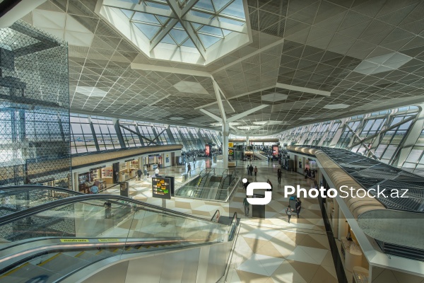Heydər Əliyev Beynəlxalq Aeroportu
