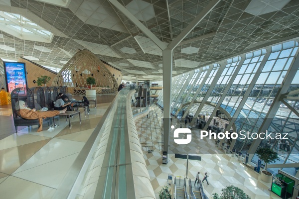 Heydər Əliyev Beynəlxalq Aeroportu