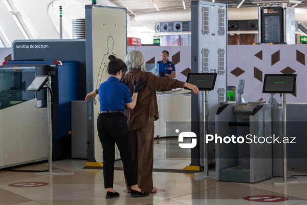Heydər Əliyev Beynəlxalq Aeroportu