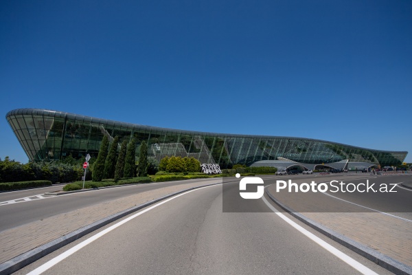 Heydər Əliyev Beynəlxalq Aeroportu
