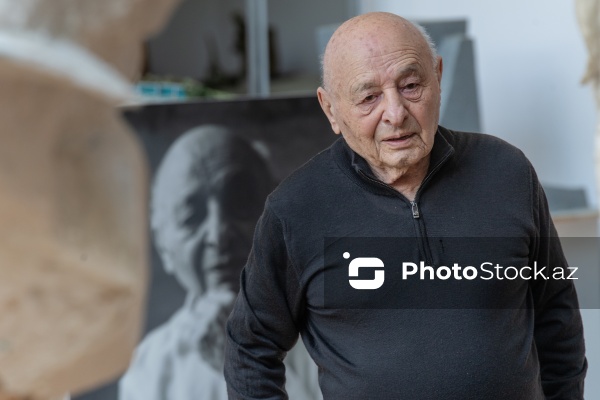 Heykəltaraş, rəssam Ömər Eldarov