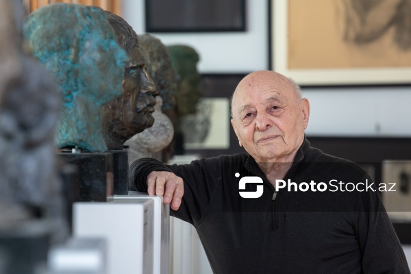 Heykəltaraş, rəssam Ömər Eldarov