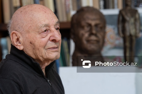 Heykəltaraş, rəssam Ömər Eldarov