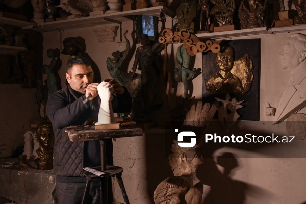 Gənc heykəltaraş Tamerlan Mirzəliyev