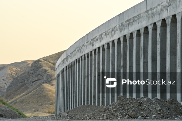 Horadiz-Ağbənd dəmir yolu ilə yüklərin daşınmasına başlanıb