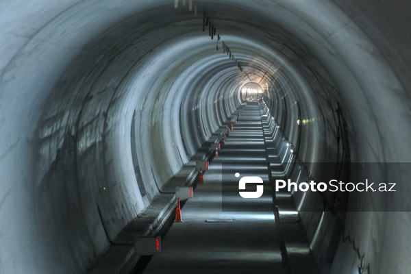 Horadiz-Ağbənd dəmir yolu ilə yüklərin daşınmasına başlanıb