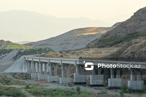 Horadiz-Ağbənd dəmir yolu ilə yüklərin daşınmasına başlanıb