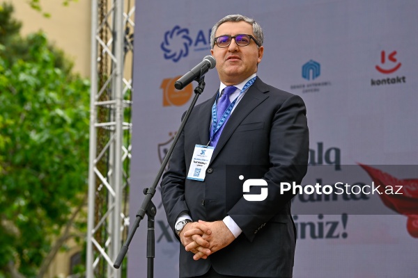 Yusif Abdullayev - İçərişəhərdə keçirilən Beynəlxalq Xalça Festivalında