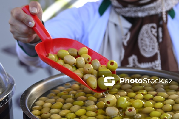 İçərişəhərdə keçirilən Zeytun Festivalı