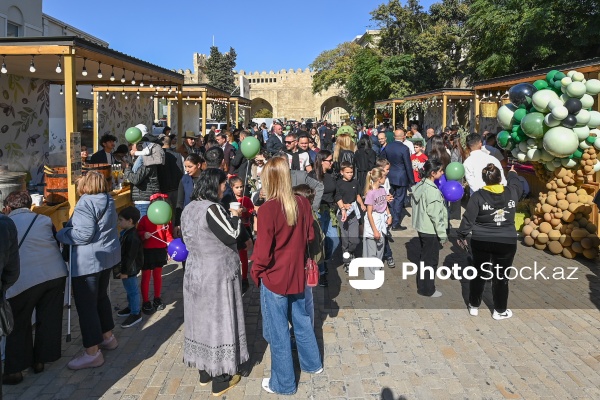 İçərişəhərdə keçirilən Zeytun Festivalı