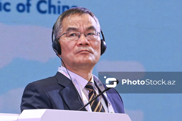 Cao Cinpiao - III Azərbaycan Milli Şəhərsalma Forumunda