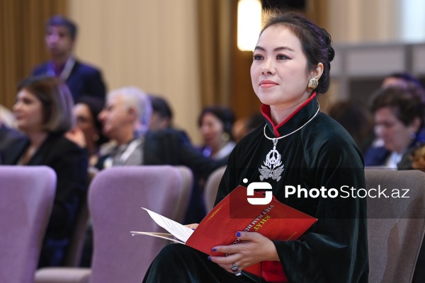 Le Nquyen Tien Qa - III Azərbaycan Milli Şəhərsalma Forumunda