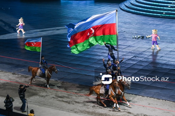 Gəncə stadionunda keçirilən III MDB Oyunlarının açılış mərasimi