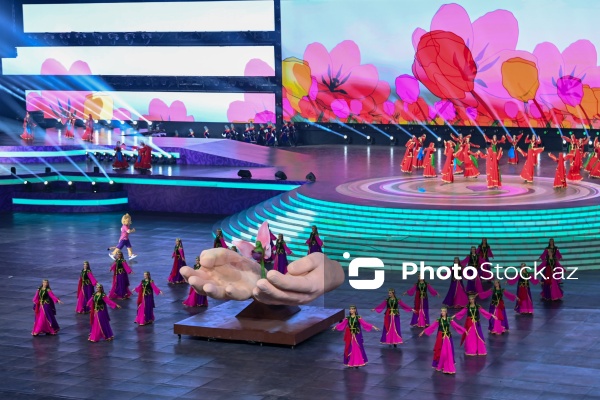 Gəncə stadionunda keçirilən III MDB Oyunlarının açılış mərasimi